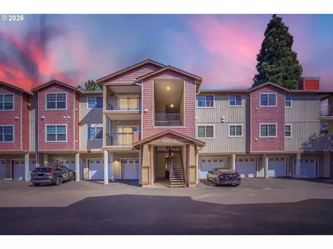 10804 NE Holly St, Hillsboro, OR 97006