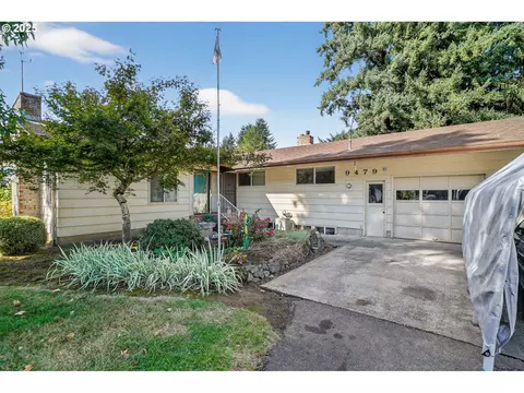 9479 SE Hillcrest Rd, Happy Valley, OR 97086