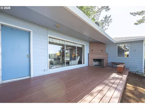 Exterior - 2915 NE Loop Dr, Otis, OR 97368 photo 2 of 11