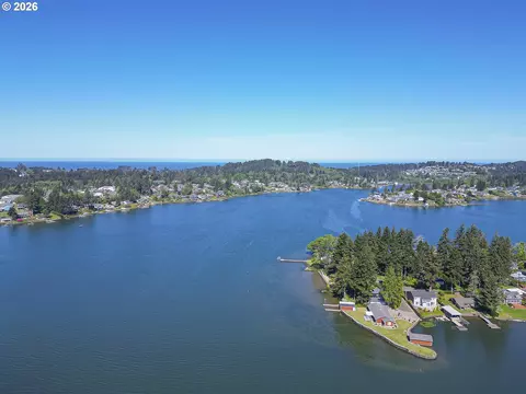 View/Area - 2915 NE Loop Dr, Otis, OR 97368 photo 4 of 6