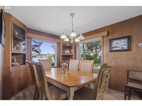 Dining - 2915 NE Loop Dr, Otis, OR 97368 photo 1 of 2