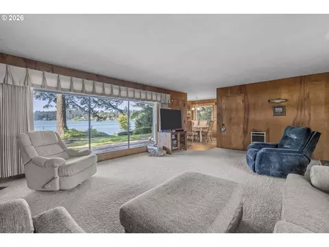 Living - 2915 NE Loop Dr, Otis, OR 97368 photo 4 of 5