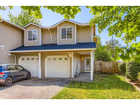 798 SE Palmblad Pl, Gresham, OR 97080