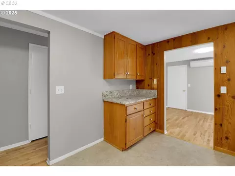 29652 Lusk Rd, Eugene, OR 97405 photo 11
