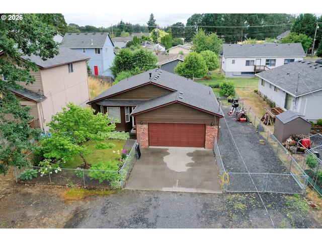 355 S 13th St, Saint Helens, OR 97051