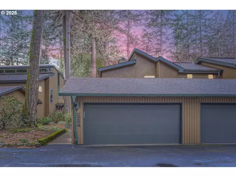 3224 SE 153rd Ave, Portland, OR 97236