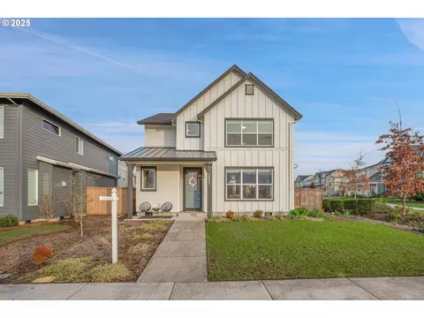 3985 SE Lostine Ln, Hillsboro, OR 97123