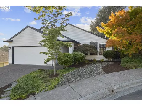 16051 SW Refectory Pl, Portland, OR 97224