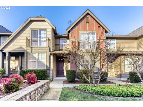 768 NE 70th Ave, Hillsboro, OR 97124