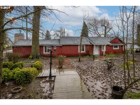 30045 Highway 99e, Shedd, OR 97377