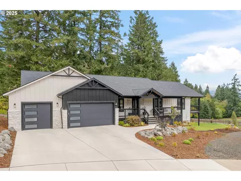 1150 Holly Ave, Cottage Grove, OR 97424