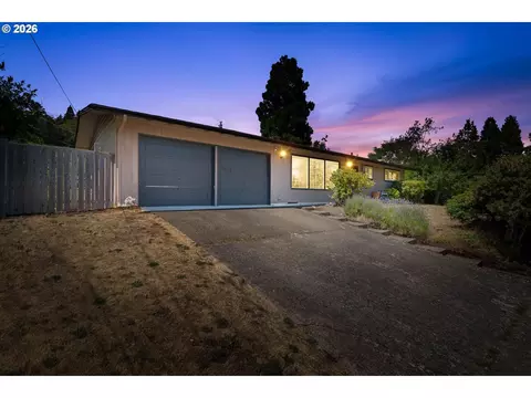 4080 Oak St, Eugene, OR 97405