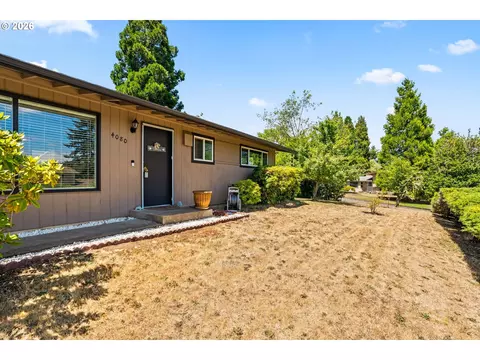 Exterior - 4080 Oak St, Eugene, OR 97405 photo 4 of 9