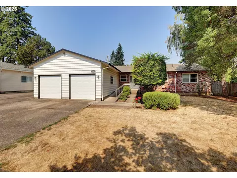 13541 SE Market St, Portland, OR 97233