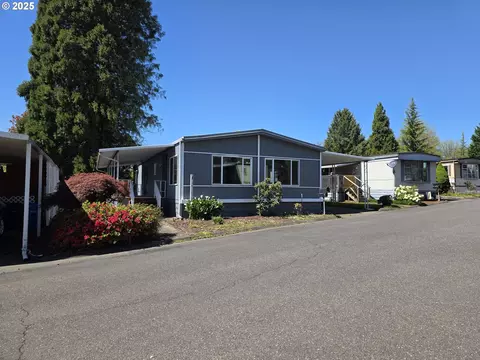 3405 SE Vineyard Rd #74, Milwaukie, OR 97267