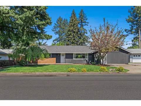 11910 NE 6th St, Vancouver, WA 98684