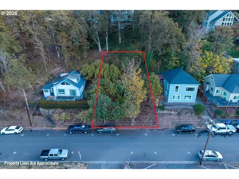 213 Sherman, Hood River, OR 97031