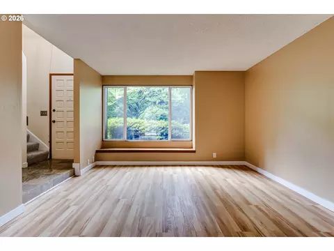 Living - 127 Westbrook Way, Eugene, OR 97405 photo 1 of 6