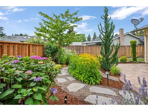 391 SW Nancy Ave, Gresham, OR 97030 photo 32