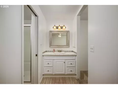391 SW Nancy Ave, Gresham, OR 97030 photo 23