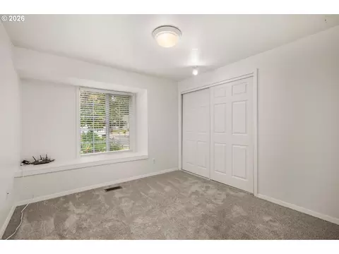 391 SW Nancy Ave, Gresham, OR 97030 photo 28
