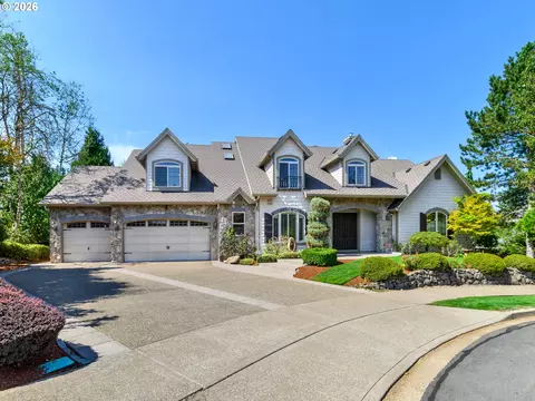 11725 SE Banbury Cir, Happy Valley, OR 97086