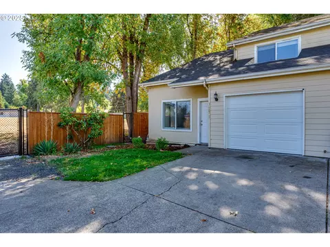 3685 Westleigh St, Eugene, OR 97405