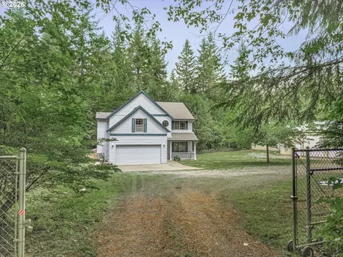 Exterior - 21804 SE Shade Tree Ln, Sandy, OR 97055 photo 2 of 9