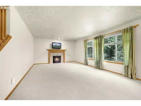 Living - 21804 SE Shade Tree Ln, Sandy, OR 97055 photo 2 of 3