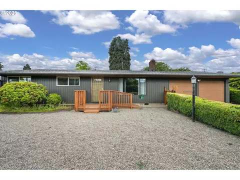 2936 Game Farm Rd, Springfield, OR 97477