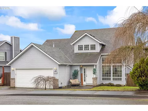 34826 Edna Barr Ln, Saint Helens, OR 97051