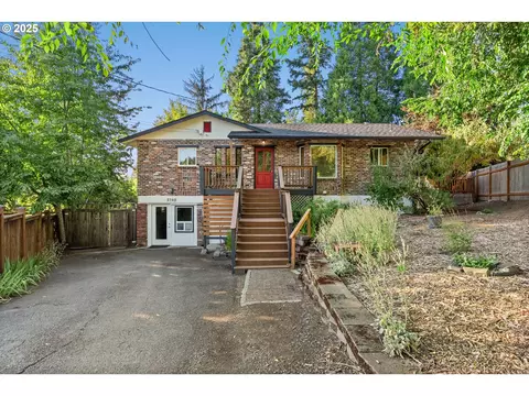 3740 Potter St, Eugene, OR 97405