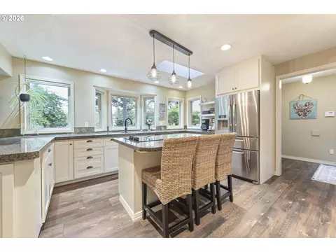 Kitchen - 28660 SE K W Anderson Rd, Gresham, OR 97080 photo 1 of 5