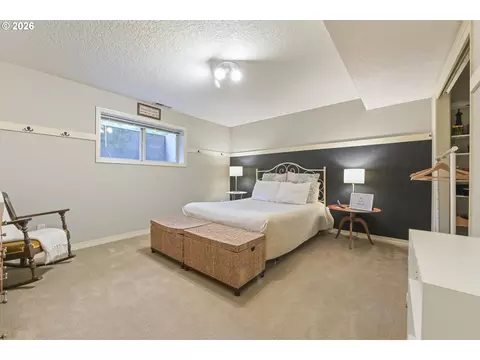 Bedroom - 28660 SE K W Anderson Rd, Gresham, OR 97080 photo 4 of 4