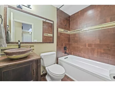 Bath - 28660 SE K W Anderson Rd, Gresham, OR 97080 photo 1 of 5
