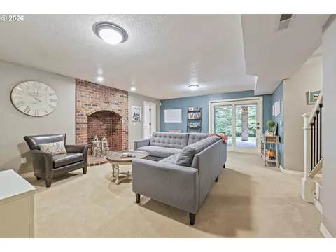 Living - 28660 SE K W Anderson Rd, Gresham, OR 97080 photo 3 of 3