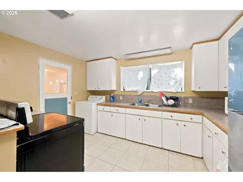 Other - 1205 Taylor St, Eugene, OR 97402 photo 4 of 10