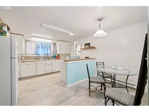 Kitchen - 1205 Taylor St, Eugene, OR 97402 photo 1 of 10