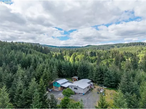 31052 Kenady Ln, Cottage Grove, OR 97424