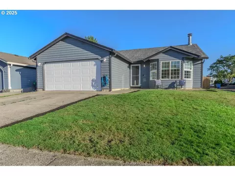 1600 NW 3rd St, Battle Ground, WA 98604