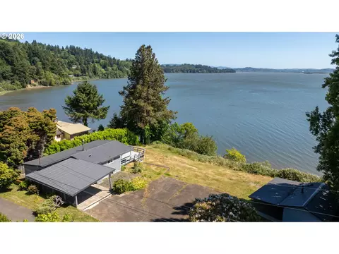 93712 Mallard Ln, North Bend, OR 97459
