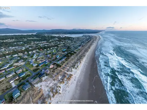 2102 NW Oceania Dr, Waldport, OR 97394