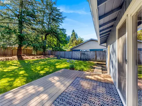 4095 E Amazon Dr E, Eugene, OR 97405 photo 15