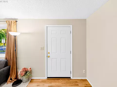 4095 E Amazon Dr E, Eugene, OR 97405 photo 3