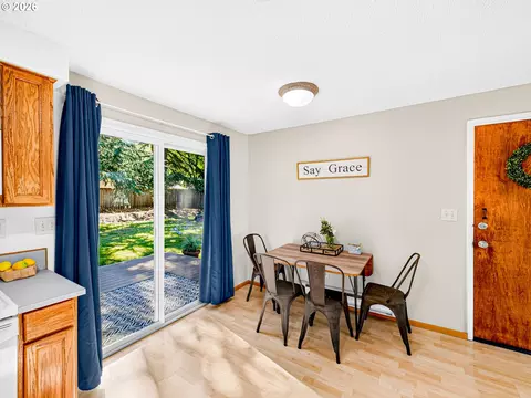 4095 E Amazon Dr E, Eugene, OR 97405 photo 9