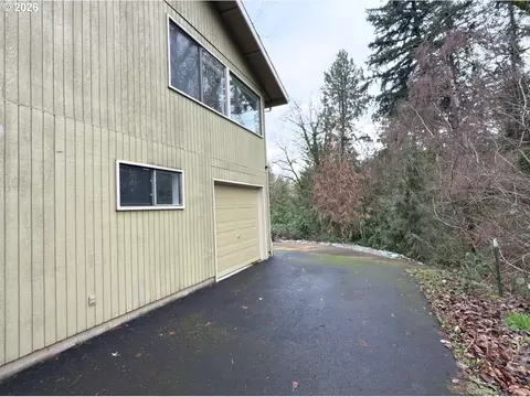 Exterior - 31616 SE Pipeline Rd, Gresham, OR 97080 photo 6 of 10