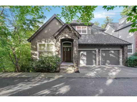 10264 NW Edgewood Dr, Portland, OR 97229