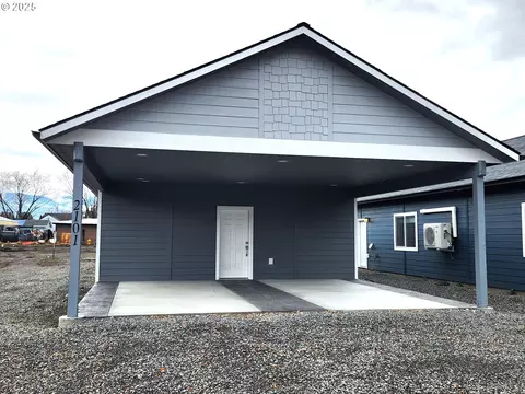 2101 True Loop, La Grande, OR 97850