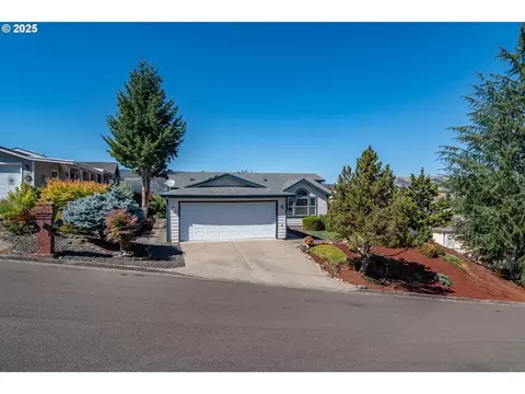 283 Highland Vista Ln, Roseburg, OR 97471