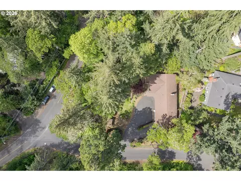View/Area - 1355 Paige Ave, Eugene, OR 97405 photo 1 of 1